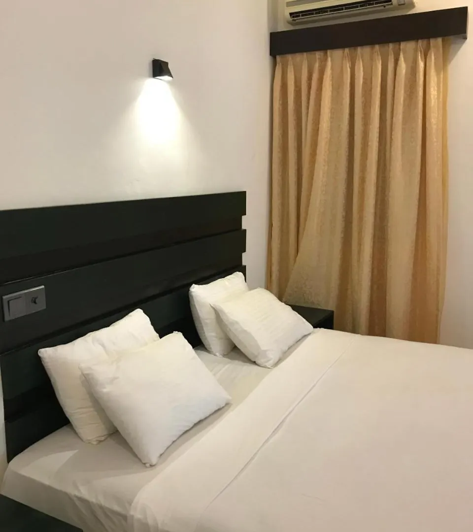 Romantic Garden Hotel Negombo Sri Lanka